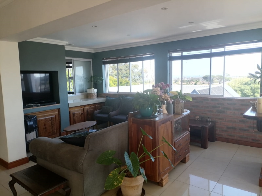 To Let 3 Bedroom Property for Rent in Rome Glen Western Cape